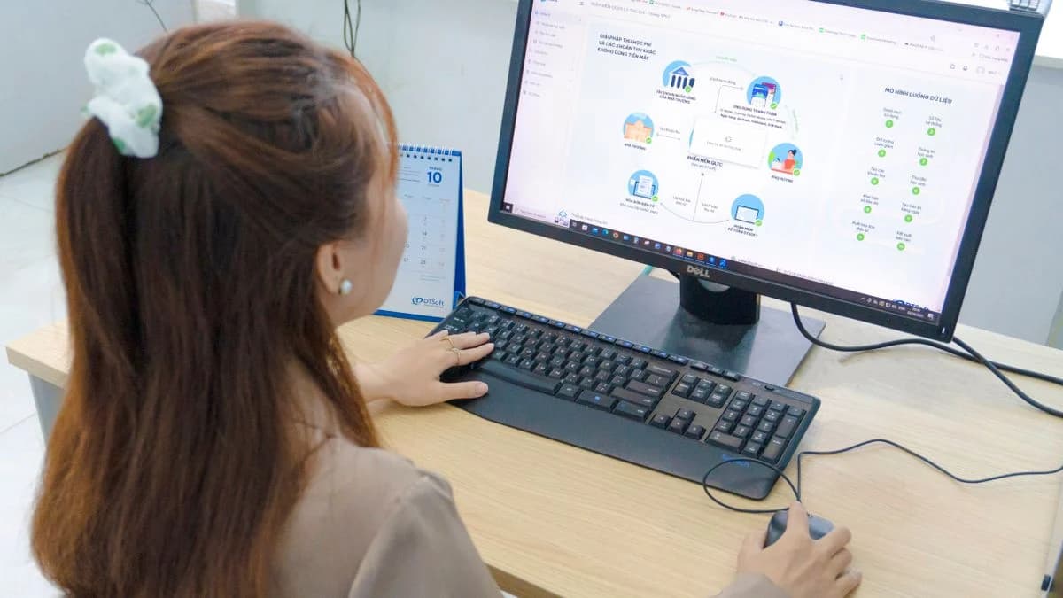Обзвон клиентов: когда ИИ-робот проигрывает оператору в B2B-квалификации